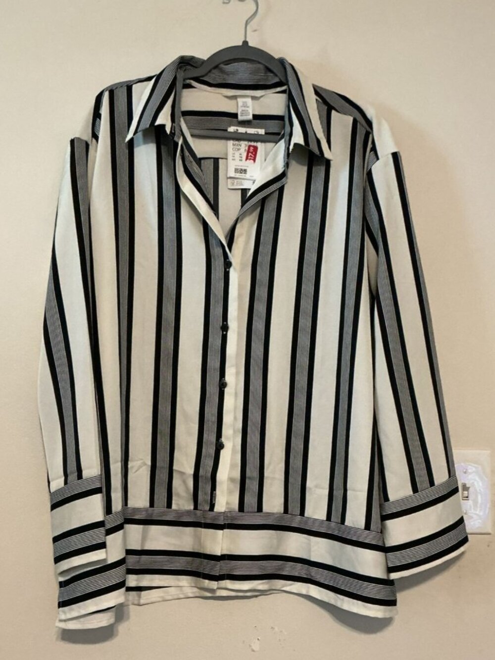 New NWT H&M Women's Black White Striped Button Front Oversized Shirt Size XL
